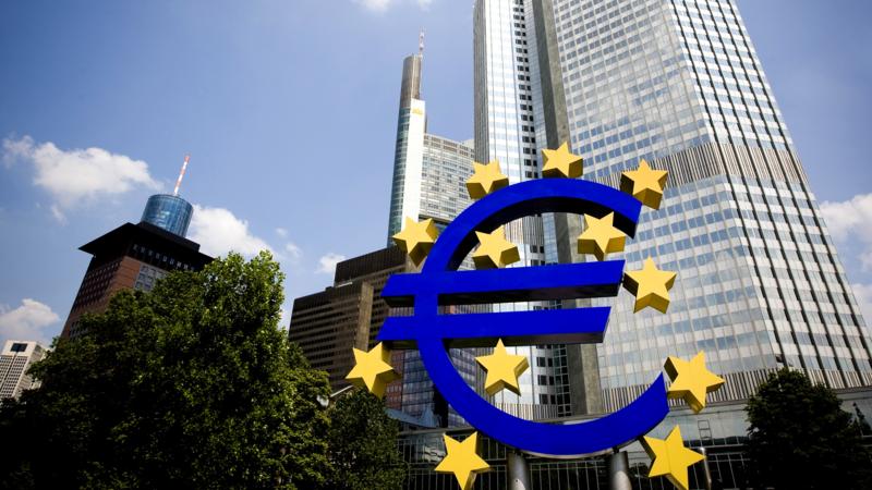 Regulering van Centrale Banken: Uitdagingen en Kansen